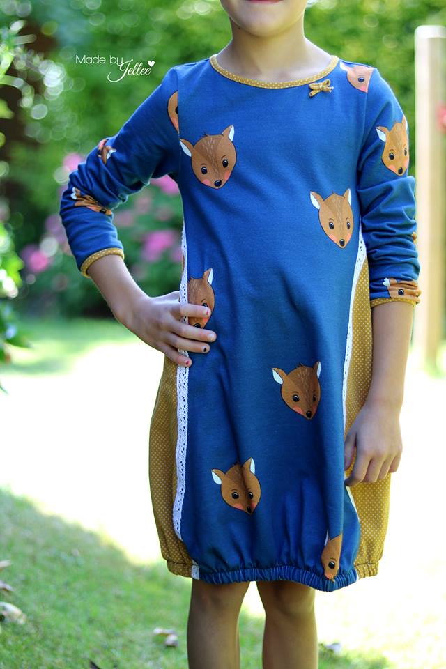 Jersey-Stoff "Carnival all over Romy #darkblue" (0,25m)