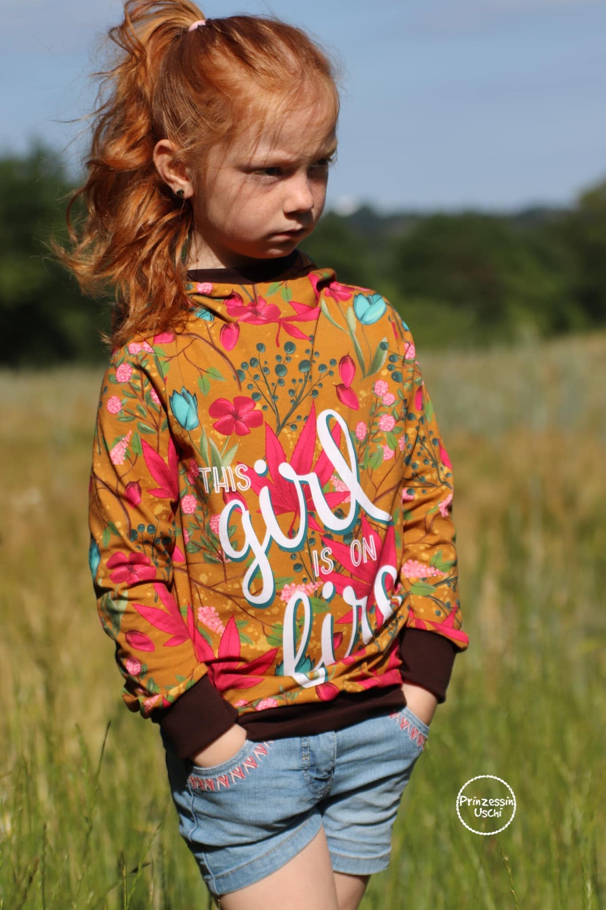 Jersey-Stoff "Fire Maple Girl #shopping" (1Panel/ ca.0,80m)