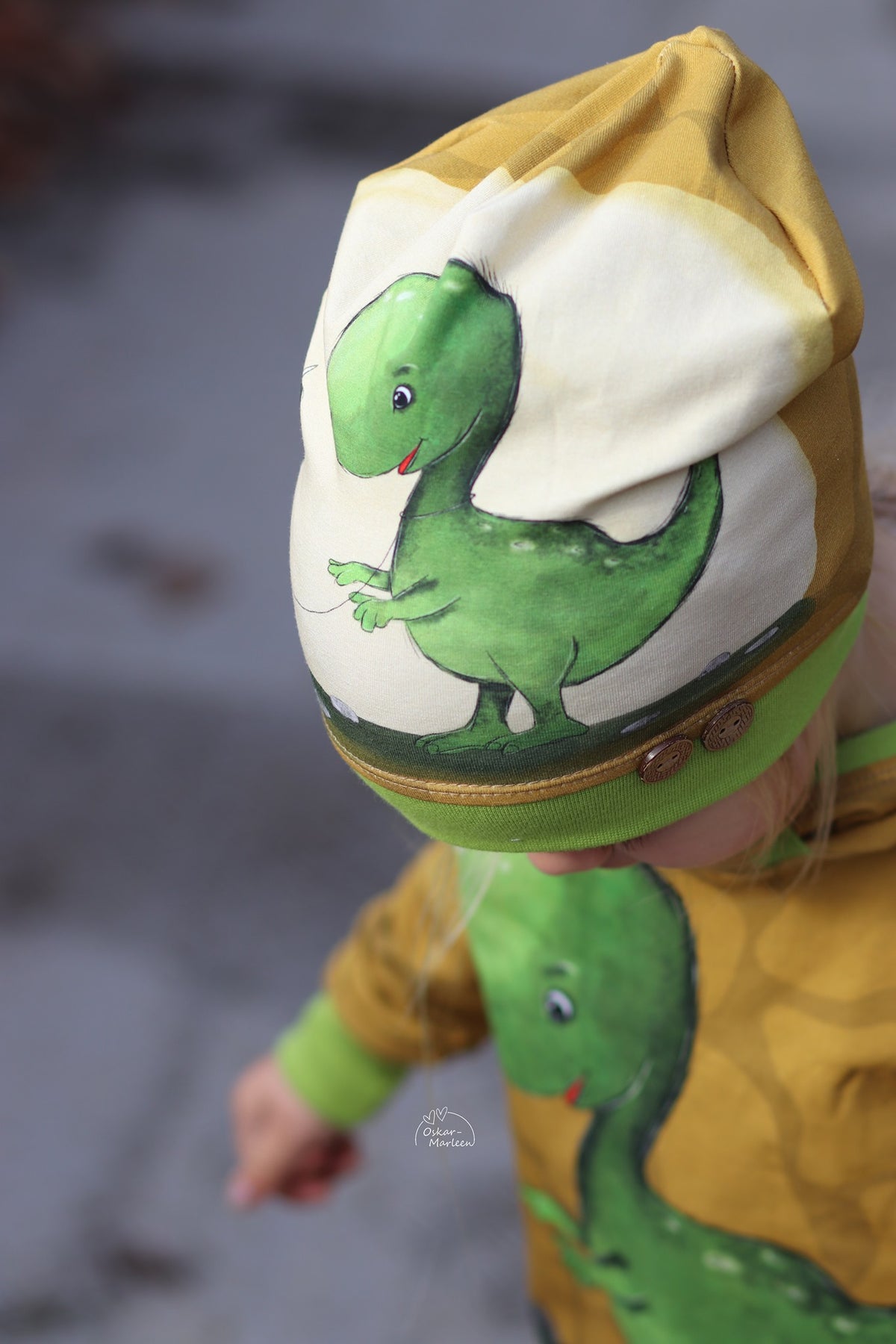 Jersey-Stoff Dino Dinosaurier "Jurassic Joost #mustard" (1Panel/ ca.0,75m)