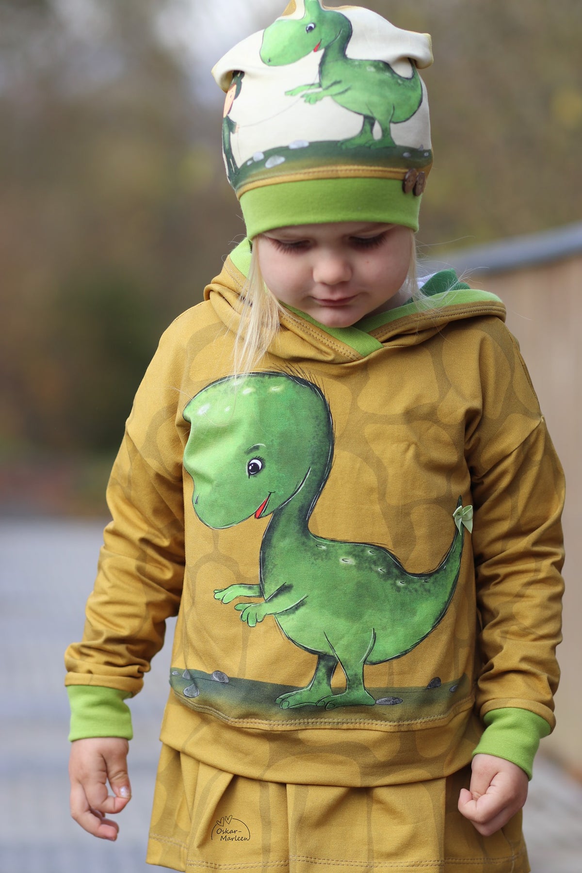 Jersey-Stoff Dino Dinosaurier "Jurassic Joost #mustard" (1Panel/ ca.0,75m)