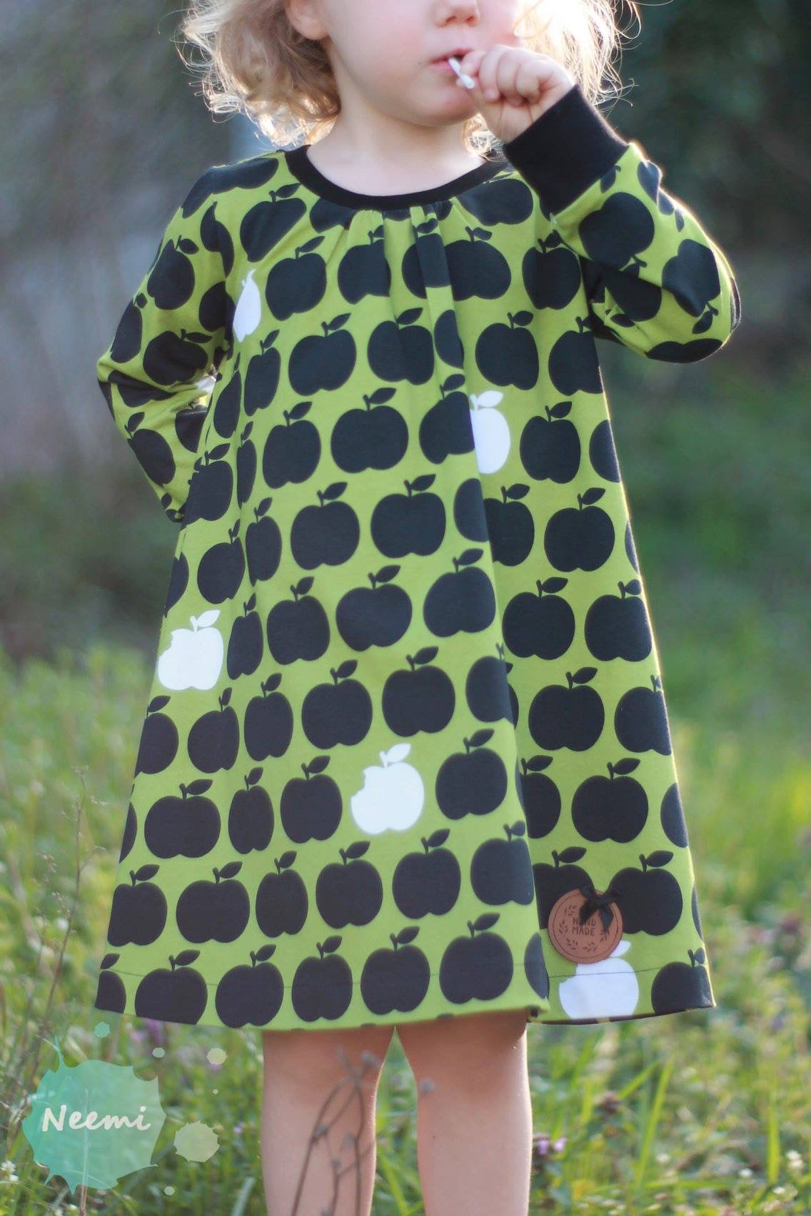 Jersey-Stoff "NEW applebite #granny smith-black" (0,5m)