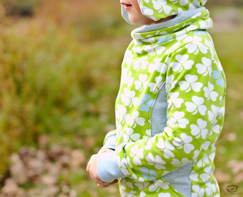 Sommer- Sweat-Stoff little lucky clover #frog-lightblue" (0,25 Meter)