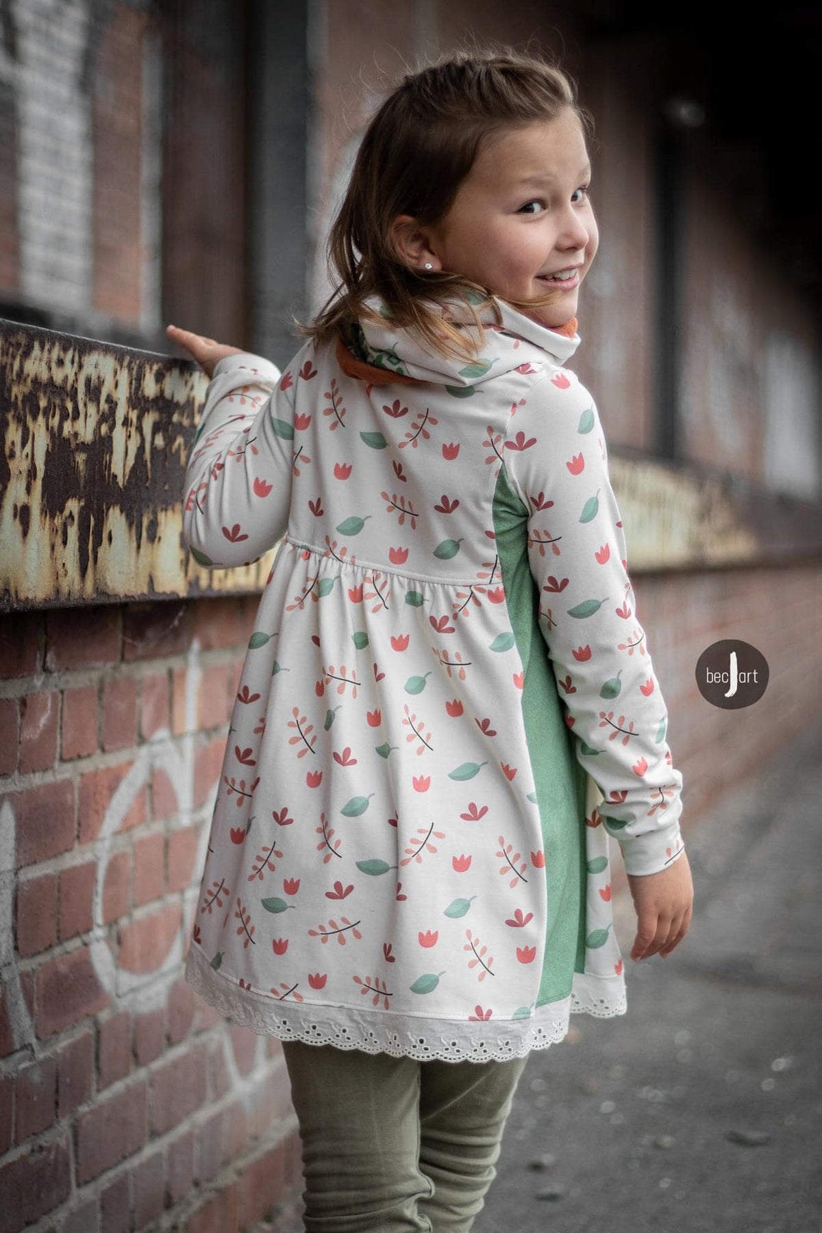 Sommer-Sweat-Stoff "ma petite fleur #sand" (0,25m)