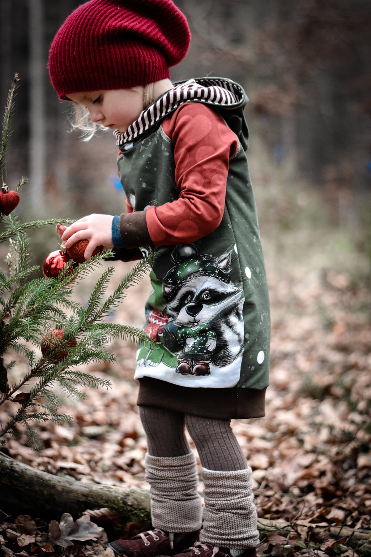 Sommer-Sweat-Stoff "Schneeballschlacht #green" (1 Panel, ca. 0,75m)