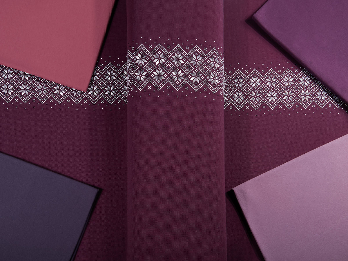 Sommer-Sweat-Stoff "xmas love #violet" (1 Panel, ca. 0,70m)