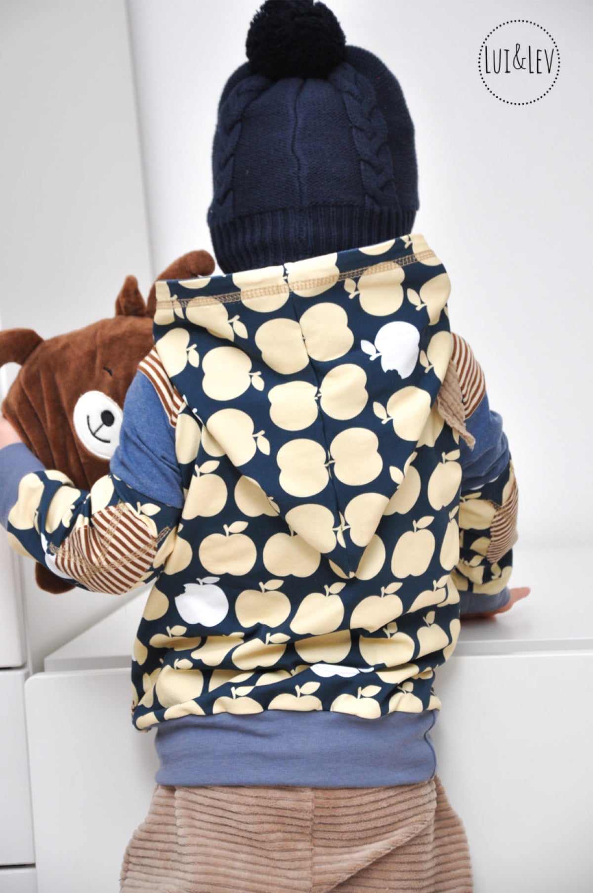 Jersey-Stoff "apple bite #blue vanille" (0,25m)
