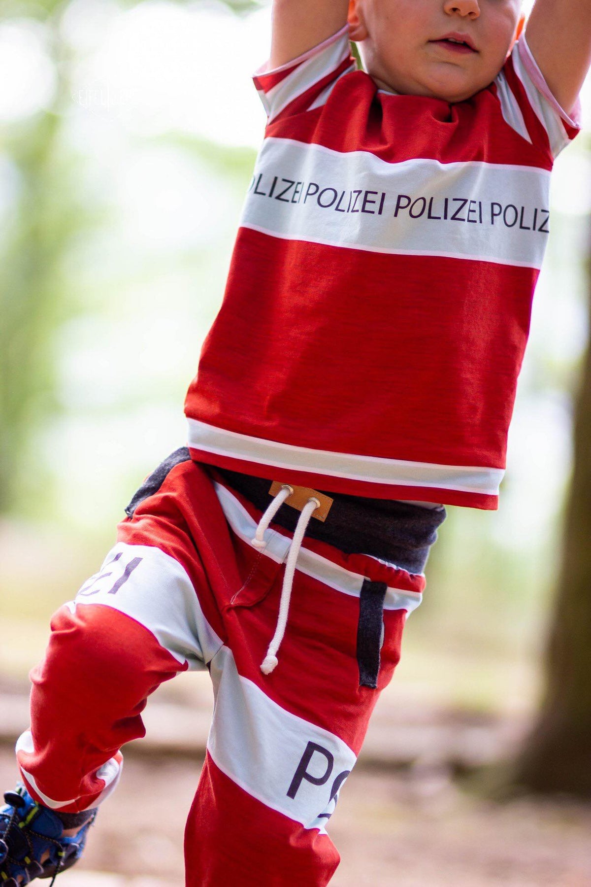 Jersey-Stoff "Polizei COAT #fire" (1Panel/ ca.0,65m)