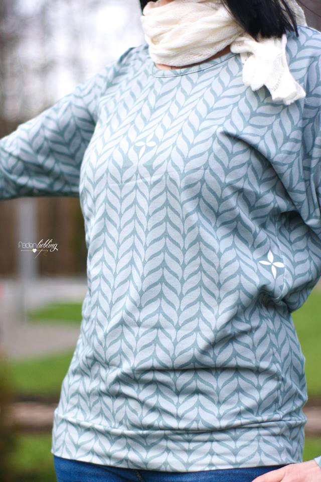 Sommer-Sweat-Stoff "trailing leaves #smoky" (0,5m)