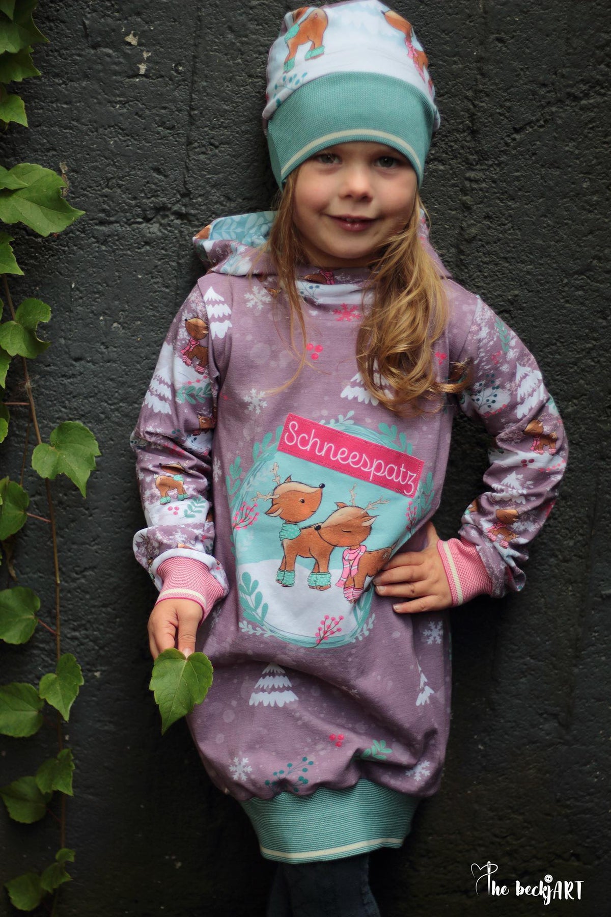 Sommer-Sweat-Stoff "winter fawn reindeer #mauve" (1 Panel, ca. 0,70m)